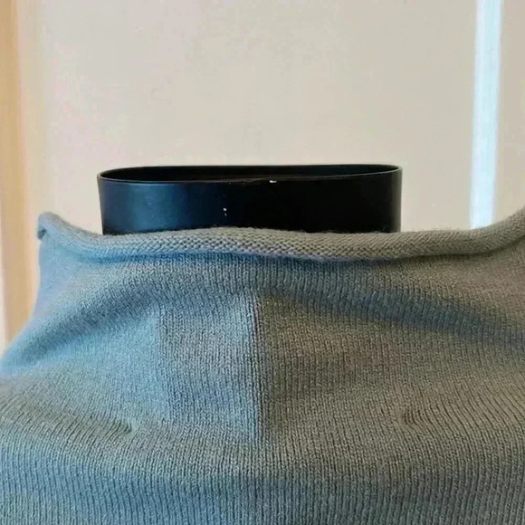 French Connection Sweater-Sz L - Picture 4 of 7